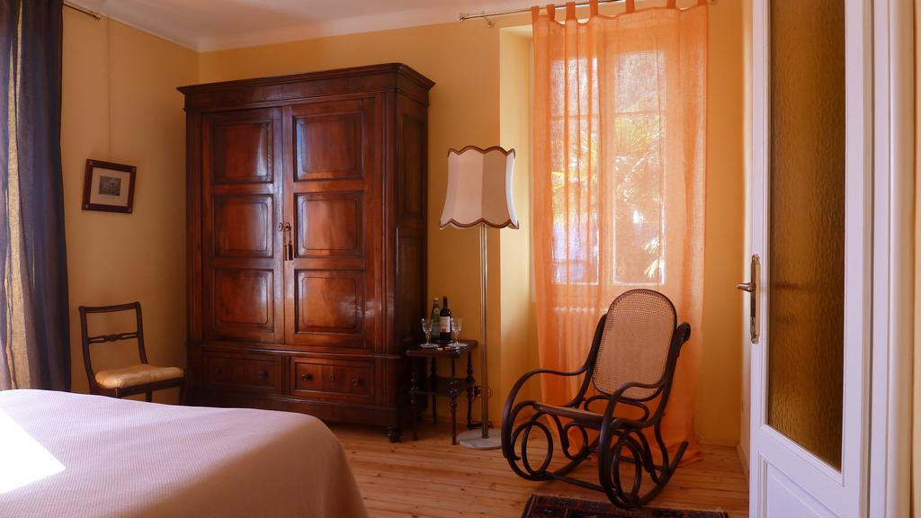 B&B Casa Forster Cannero Riviera Szoba fotó